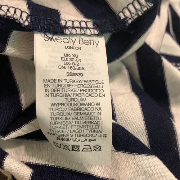 Sweaty Betty Easy Peazy Striped Tank - Picture 9 of 10